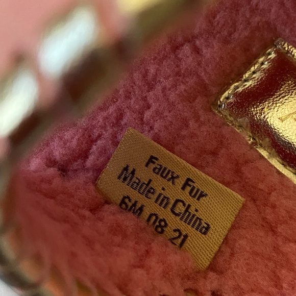 Jack Rogers bedroom slippers. - Picture 4 of 5